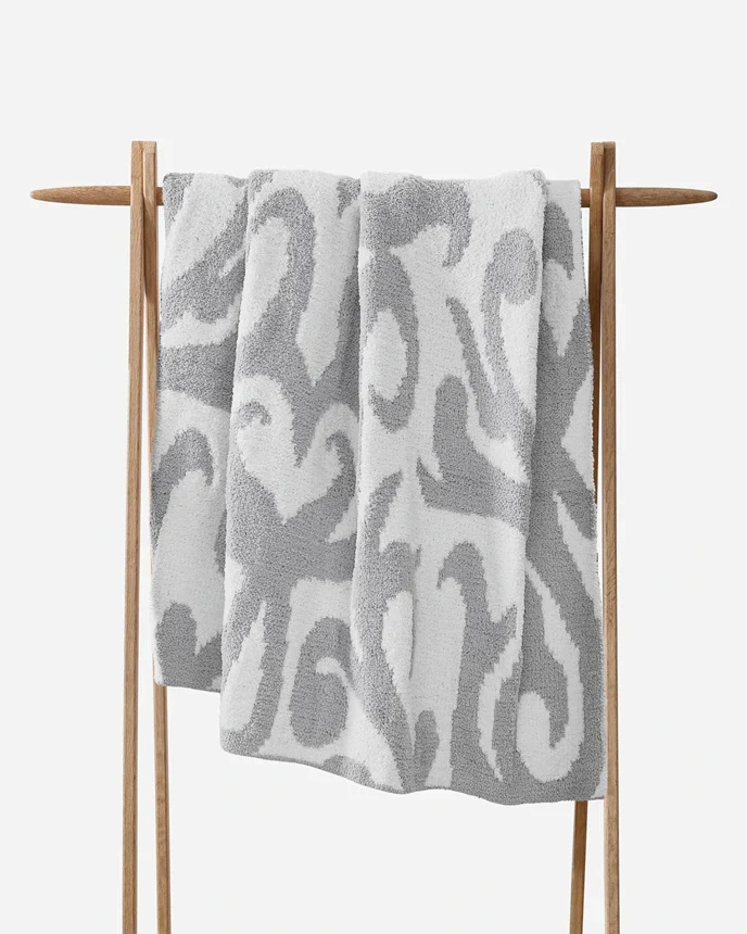 Casablanca Throw - Image 8