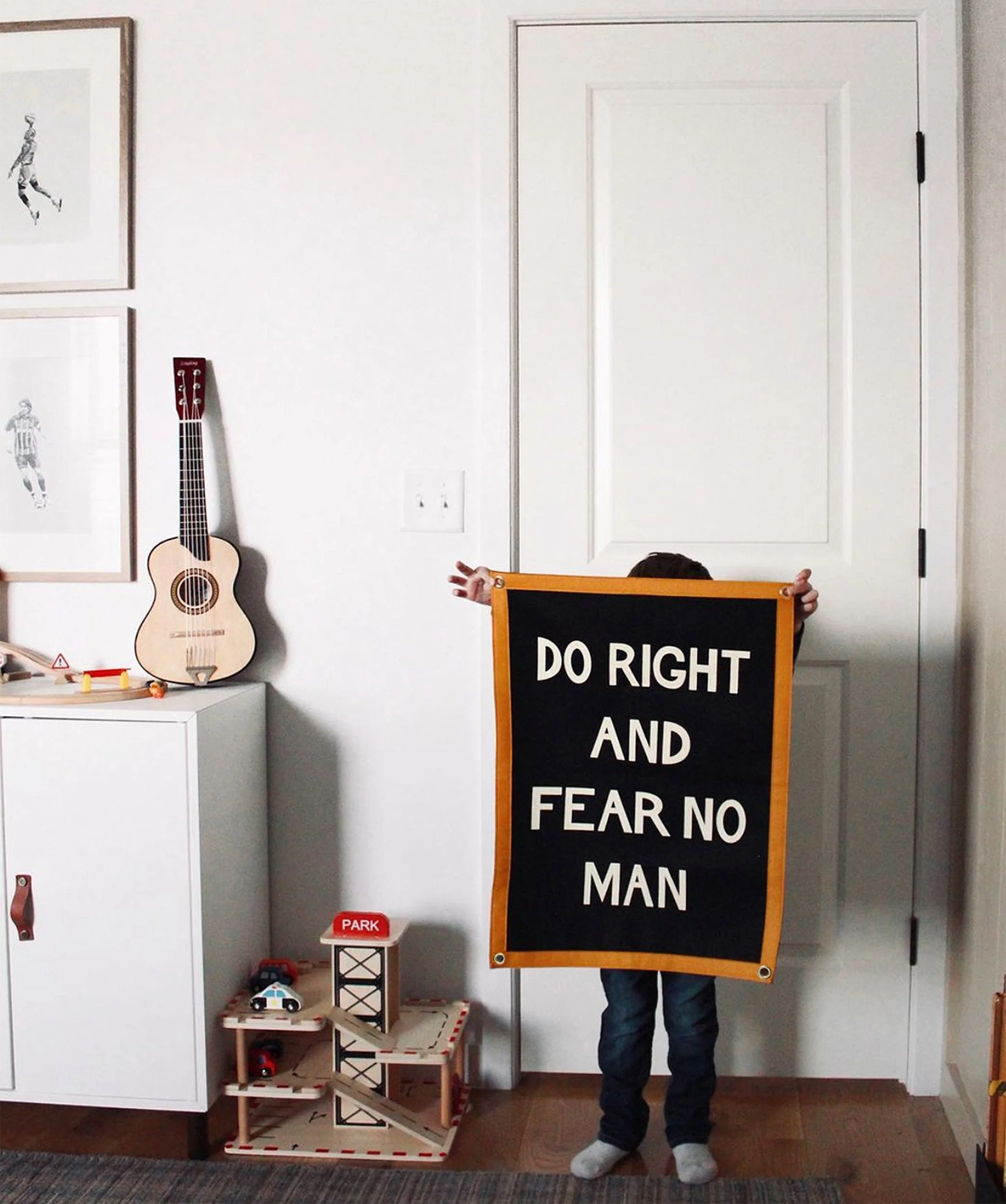 Do Right And Fear No Man Camp Flag - Image 2