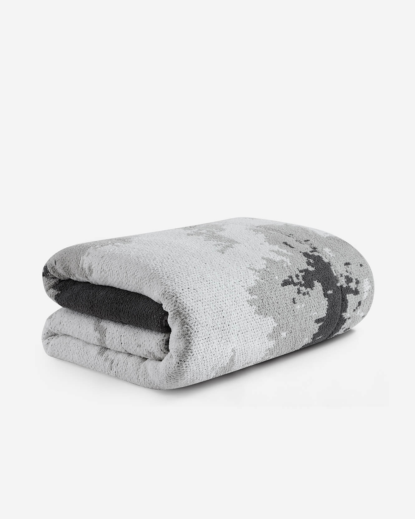 Double Snug Pixel Comforter - Image 5