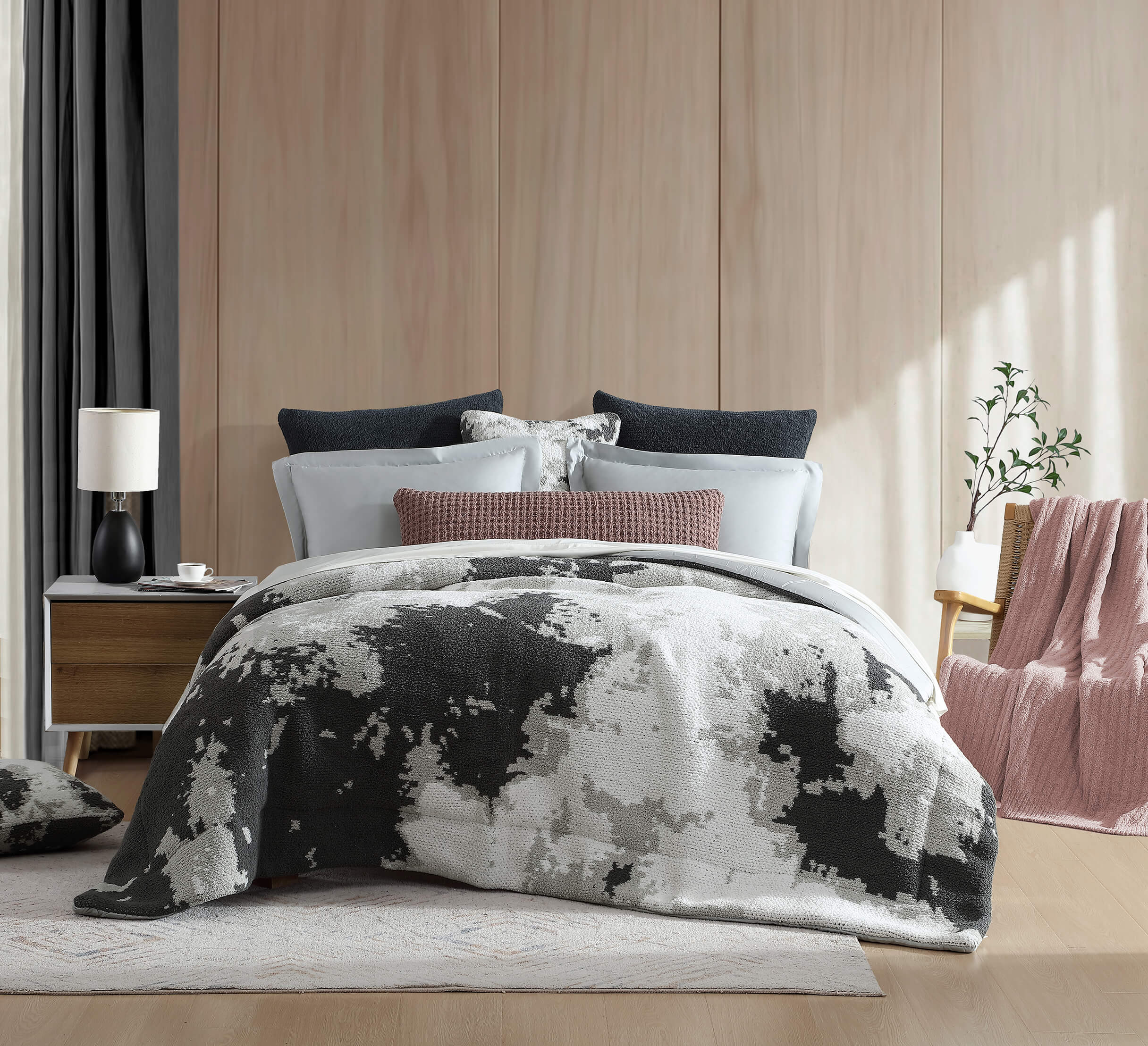 Double Snug Pixel Comforter - Image 7