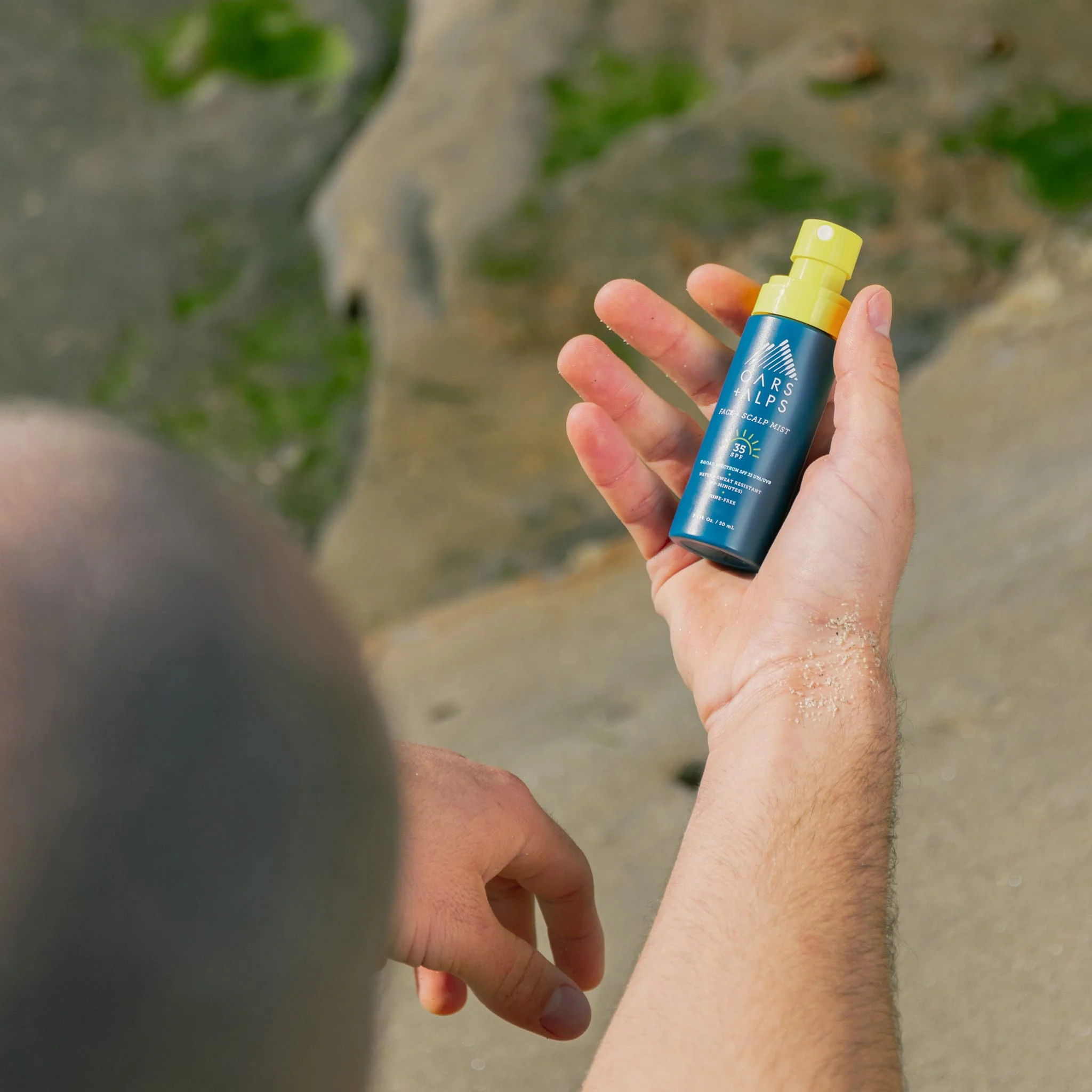 Face + Scalp Mist with SPF 35 - Image 4