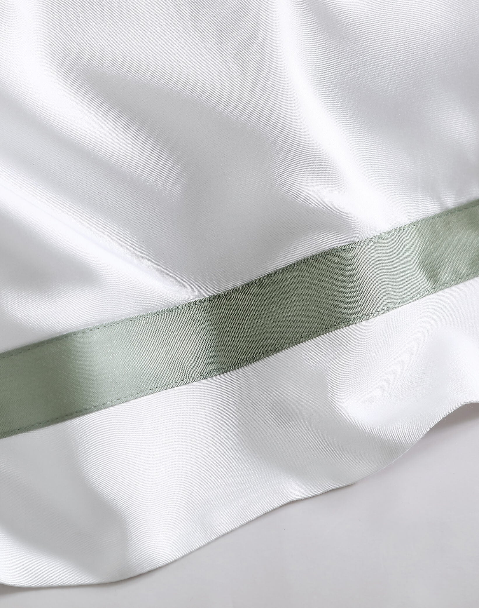 Frame Premium Bamboo Duvet Bundle | Last Chance - Image 11
