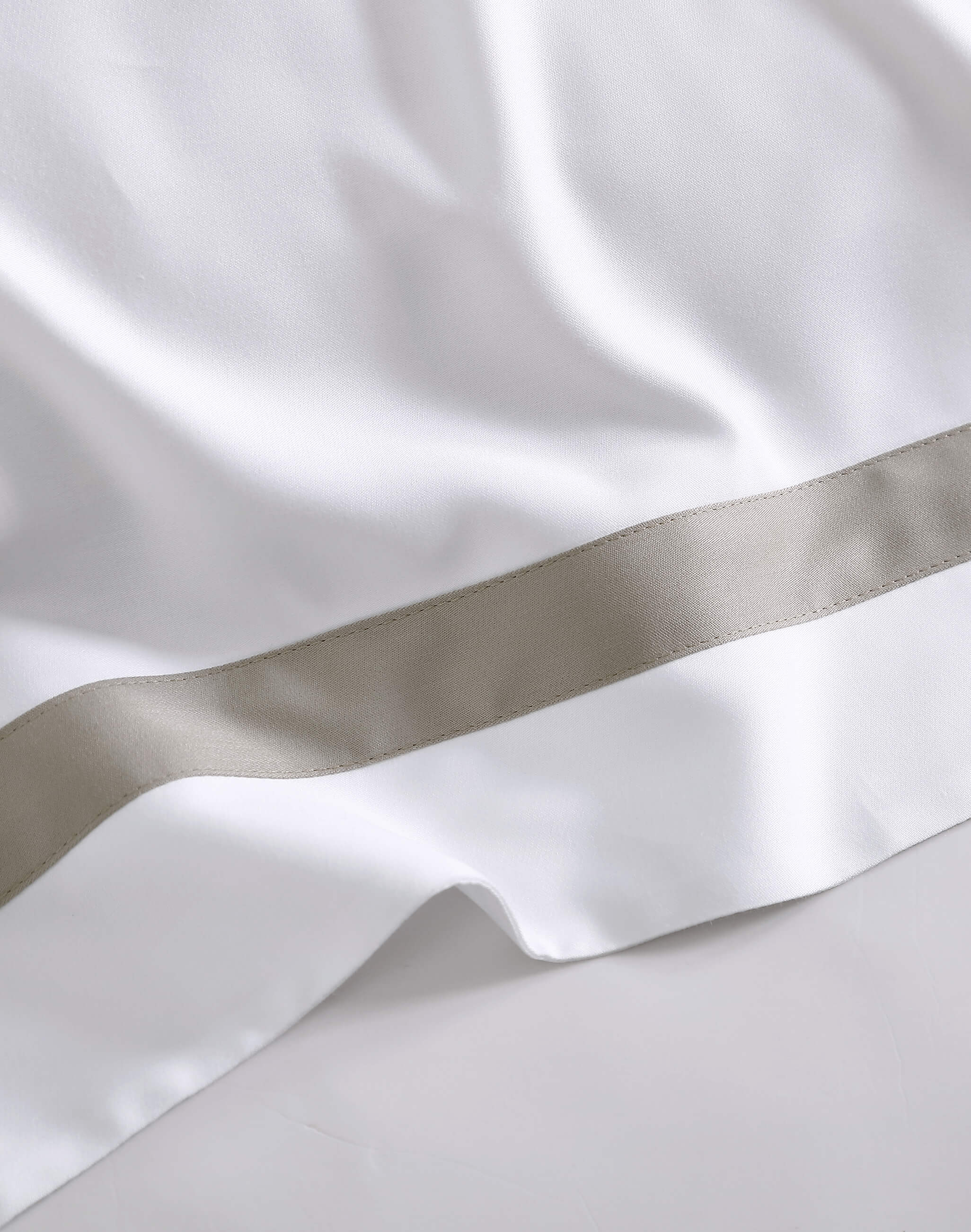 Frame Premium Bamboo Duvet Bundle | Last Chance - Image 18