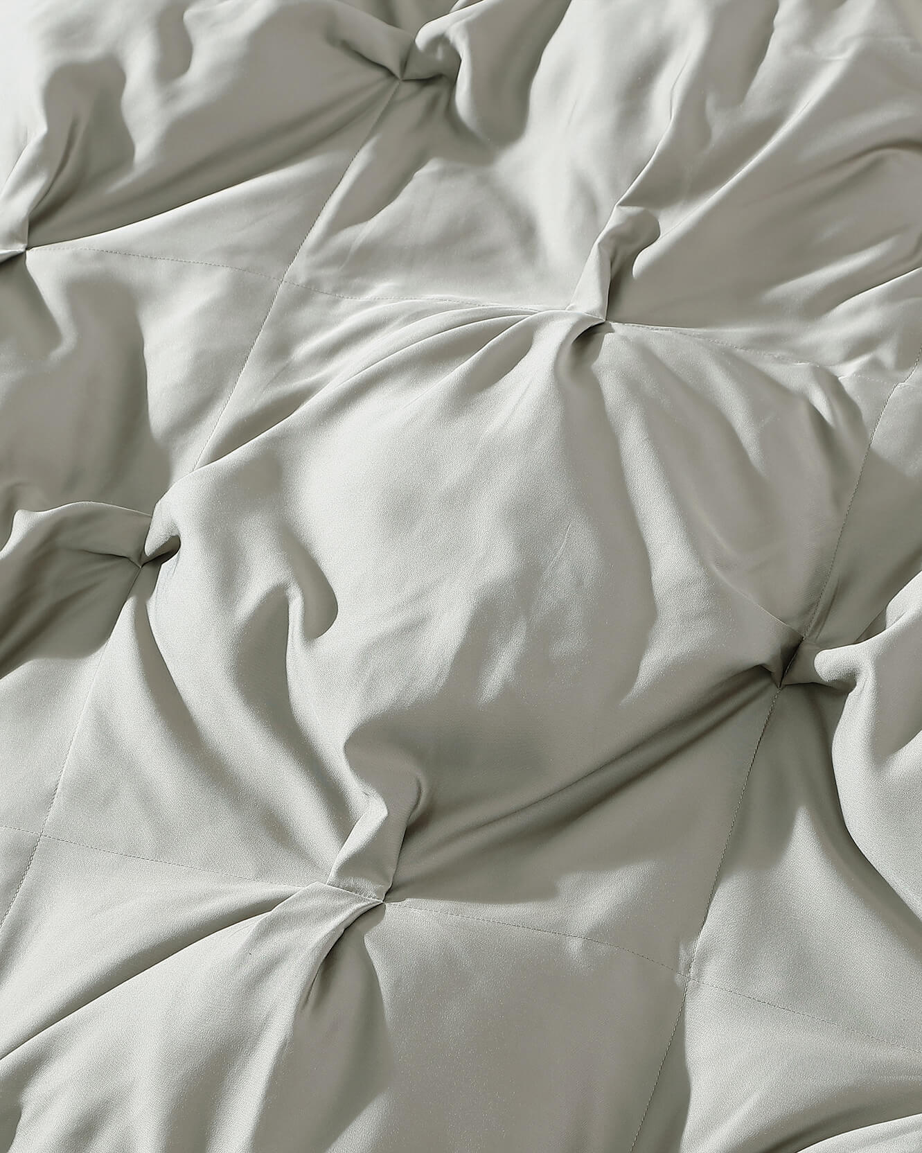 Premium Bamboo Bubble Comforter Bundle - Image 14