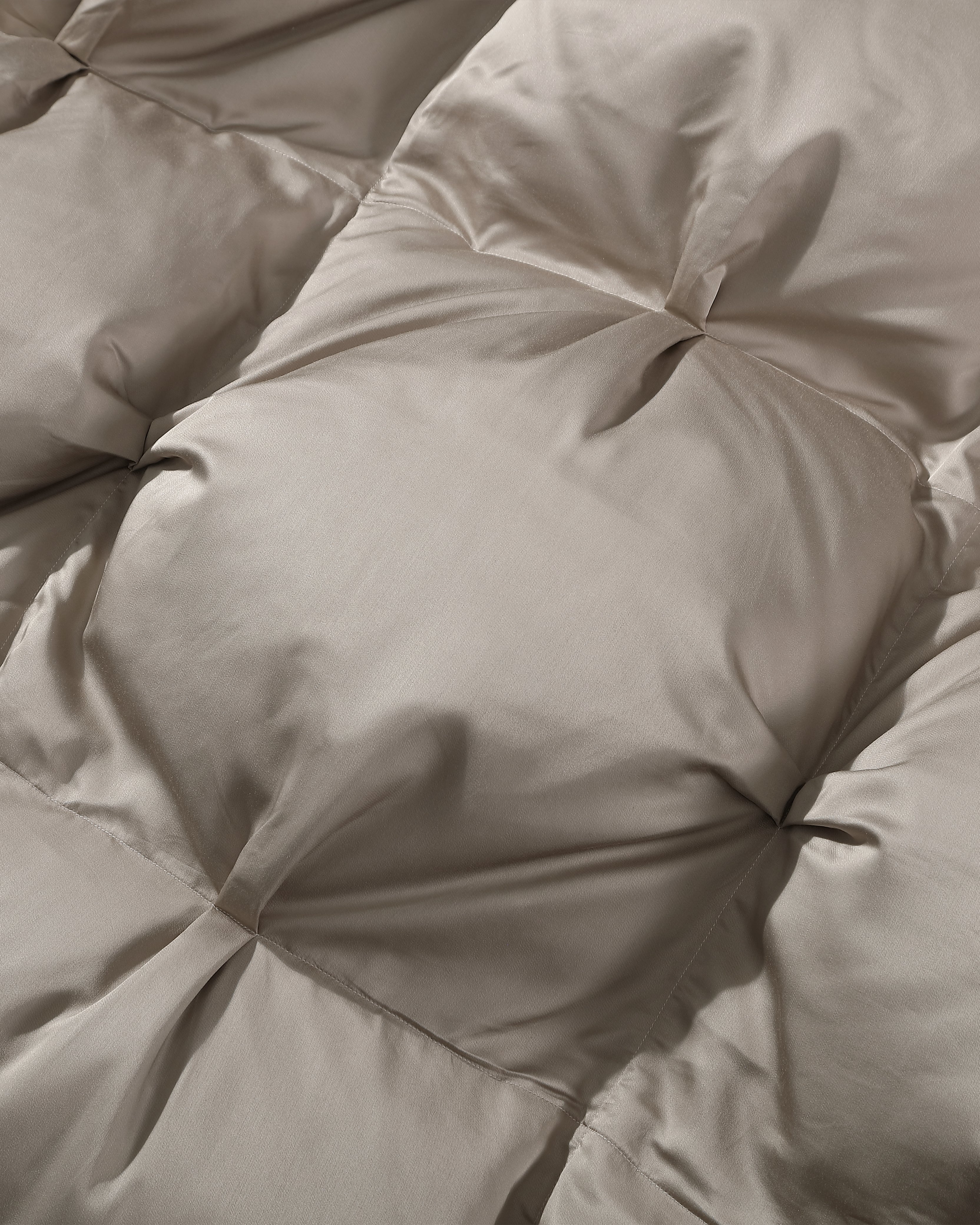 Premium Bamboo Bubble Comforter Bundle - Image 22