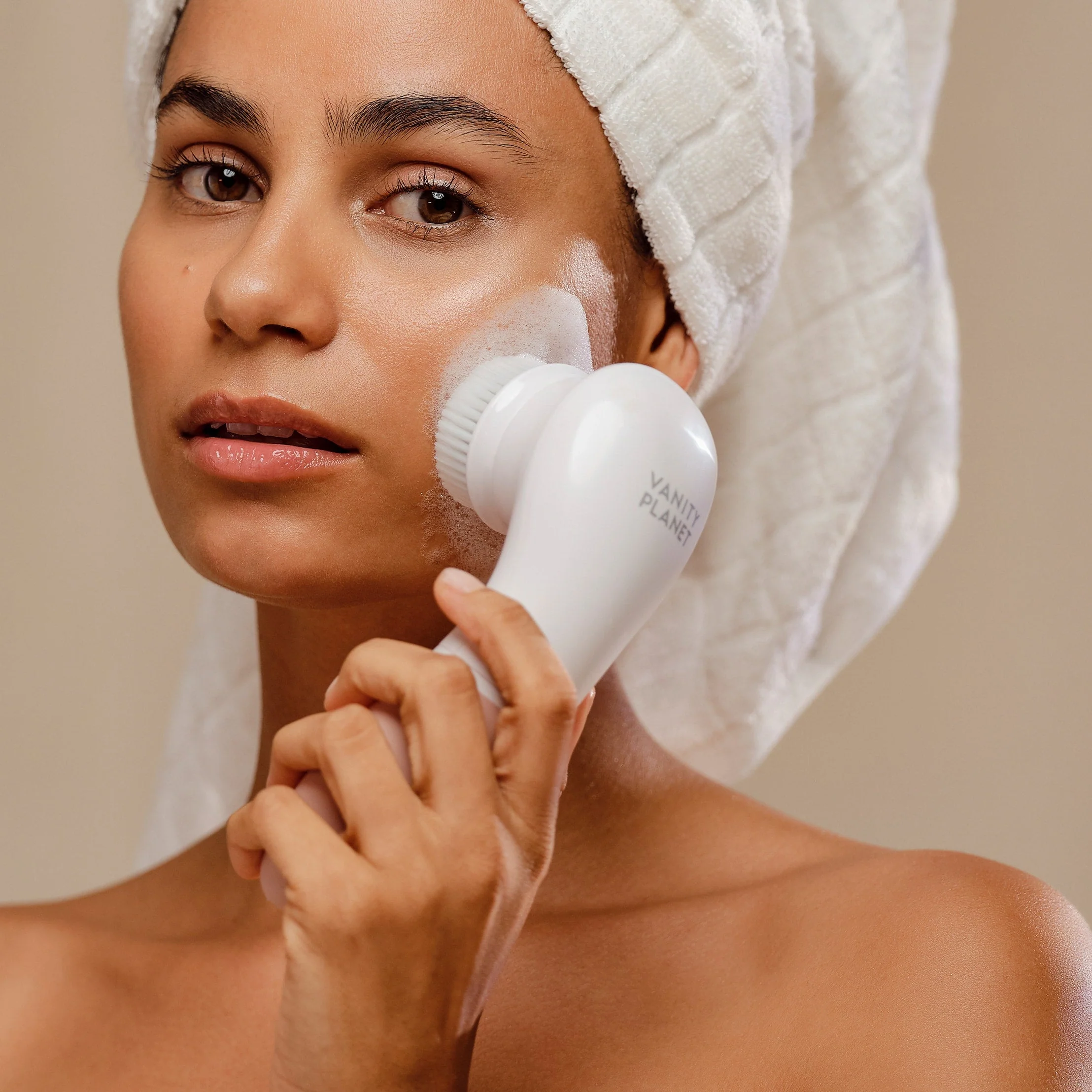 Raedia | Facial Cleansing Brush. by Vanity Planet - Image 6
