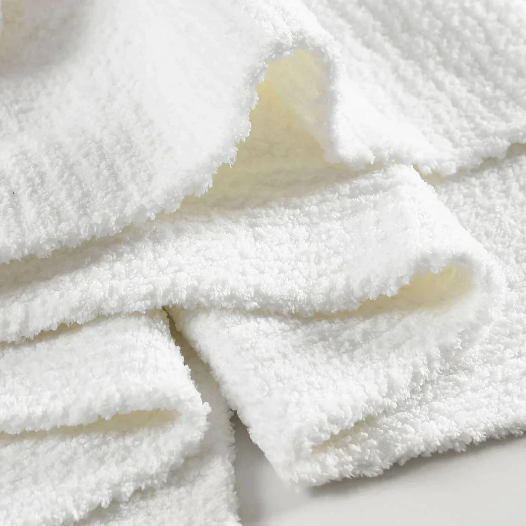 Snug Bed Blanket - Image 26