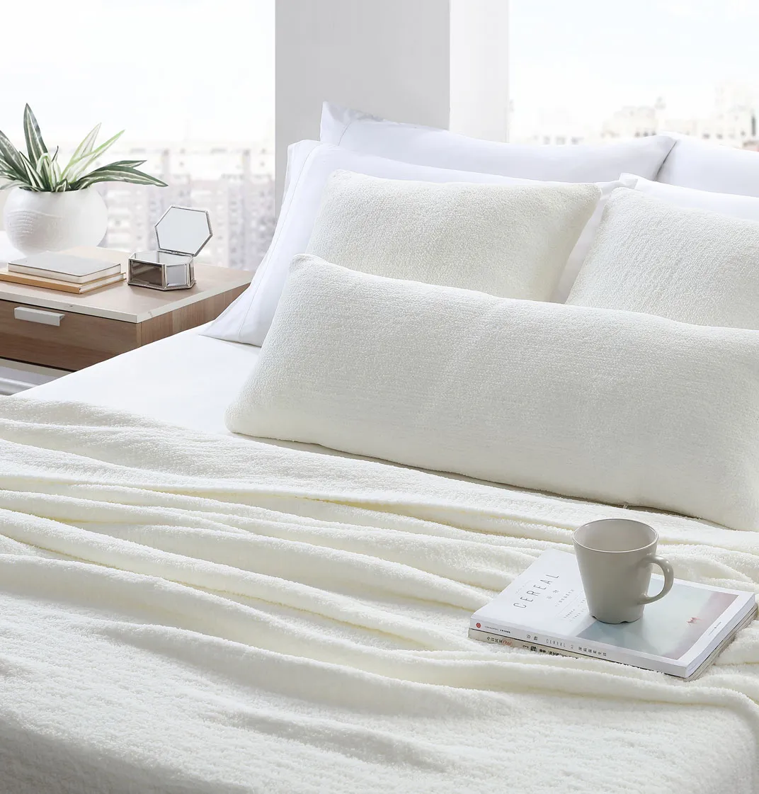 Snug Bed Blanket - Image 27
