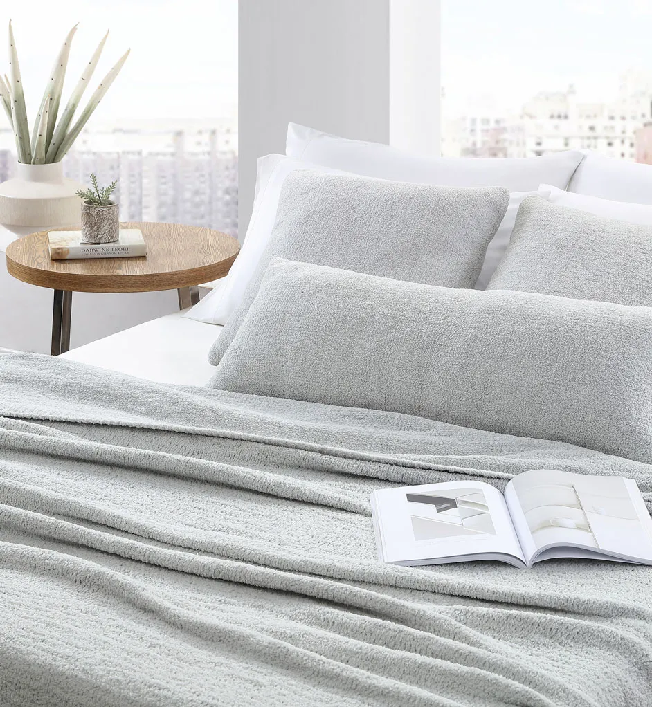 Snug Bed Blanket - Image 3