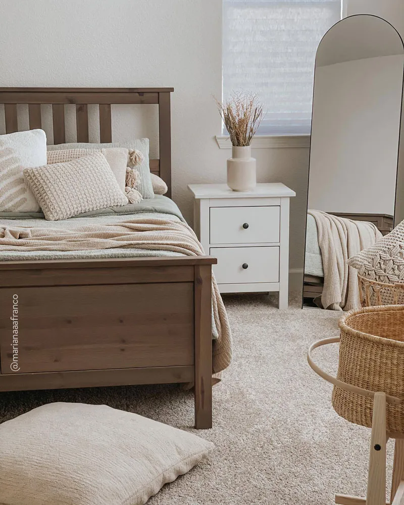 Snug Bed Blanket - Image 8