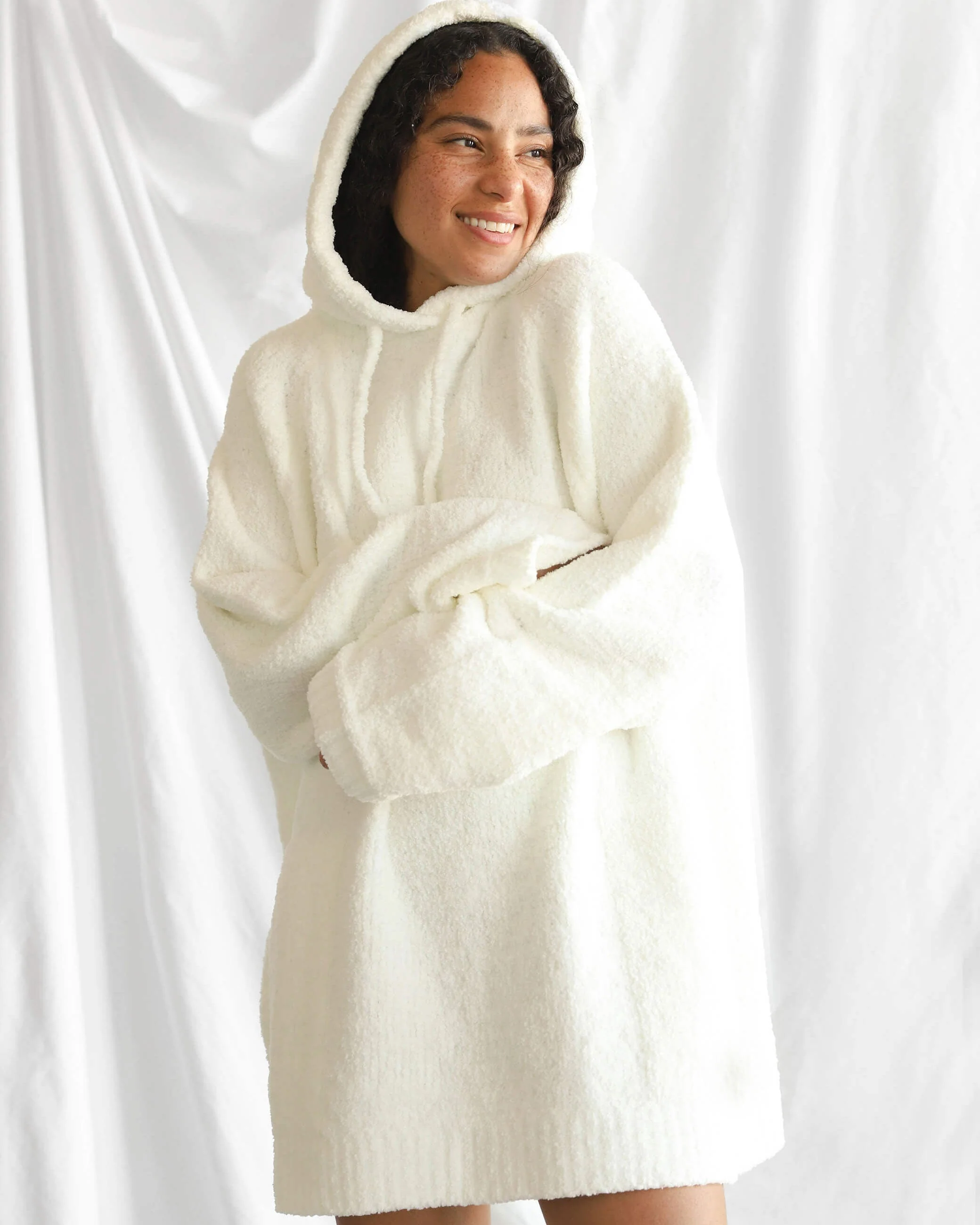 Snug Blanket Hoodie - Image 21