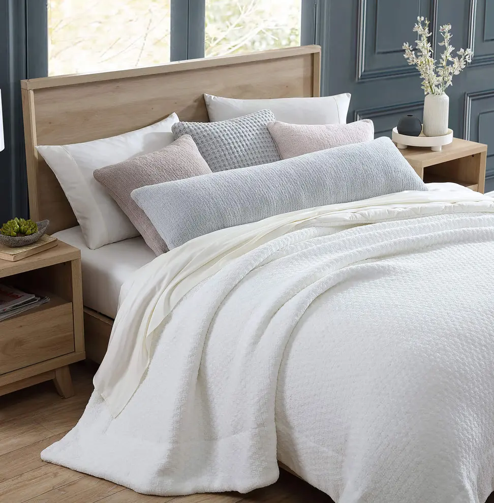 Snug Body Pillow - Image 9