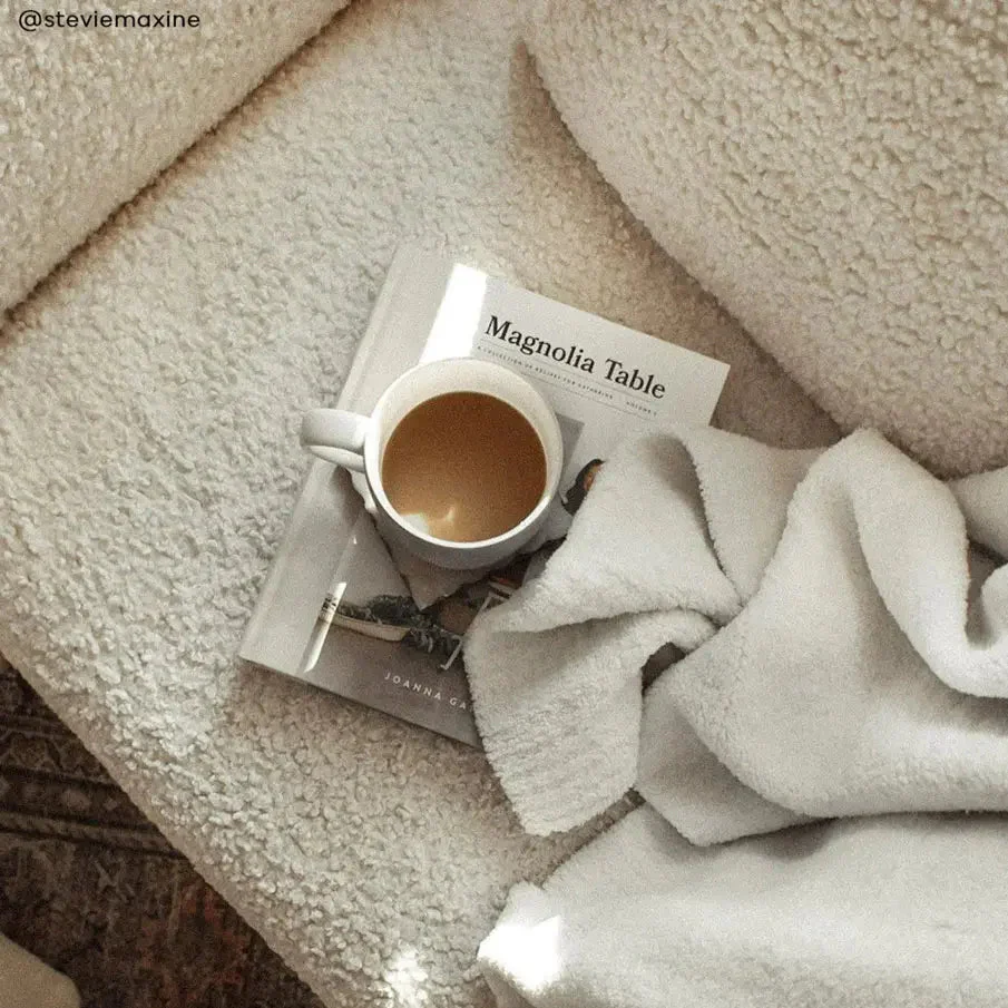 Snug Throw - Image 48