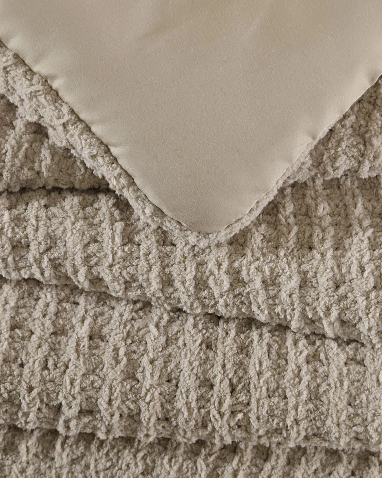 Snug Waffle Comforter - Image 18