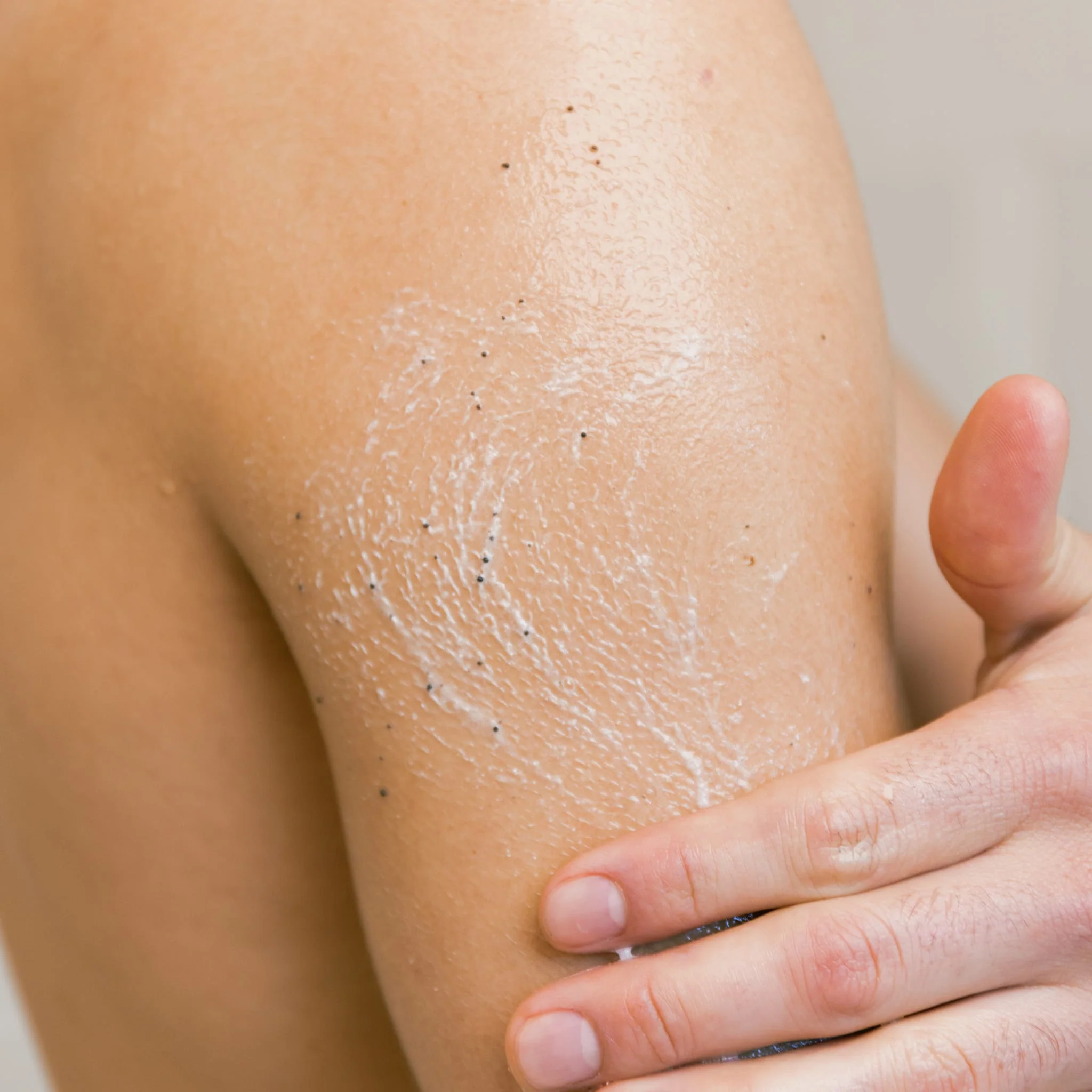 Superfoliant Body Scrub - Image 5