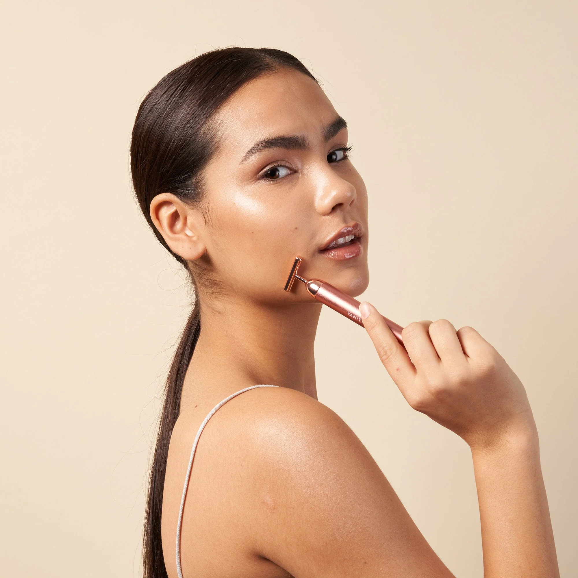 Tona | Lift and Tone Sculpting Bar. by Vanity Planet - Image 2