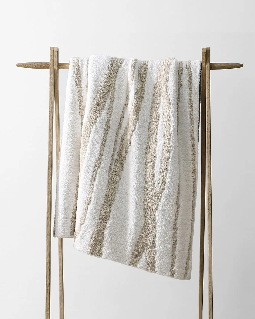 Woodland Throw - Image 7